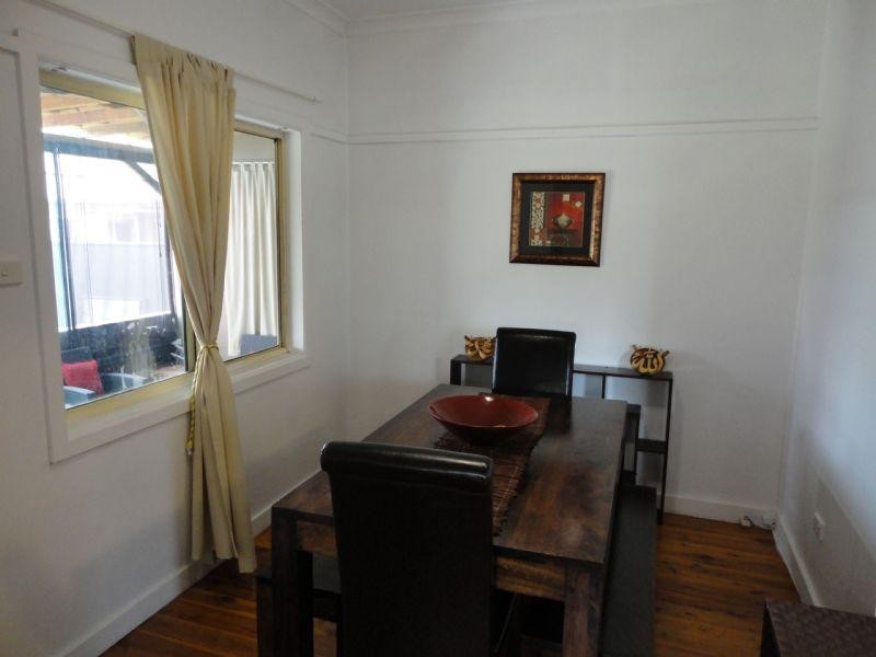 10 Jean Street, Fairfield East NSW 2165