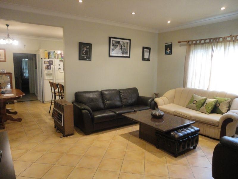 35 Broughton Street, Old Guildford NSW 2161