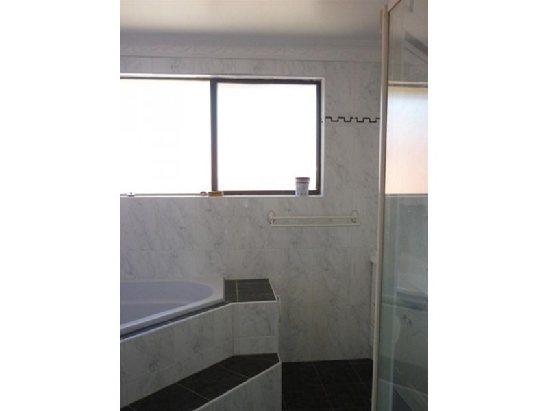 Greenfield Park NSW 2176