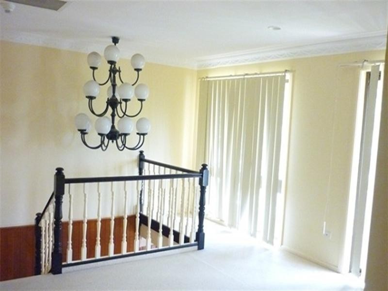 Greenfield Park NSW 2176