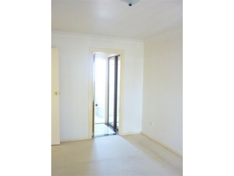 Greenfield Park NSW 2176