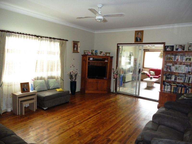 26 Bland Street, Carramar NSW 2163