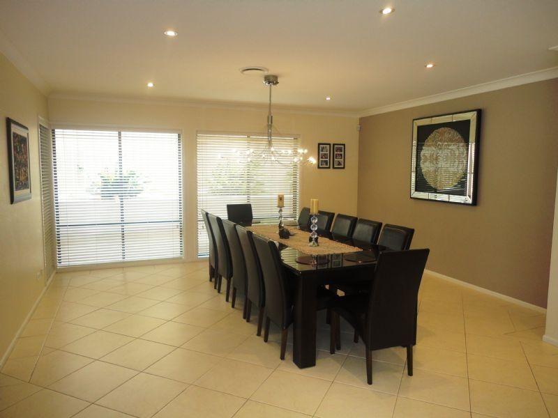 5 Thorpe Place, Abbotsbury NSW 2176