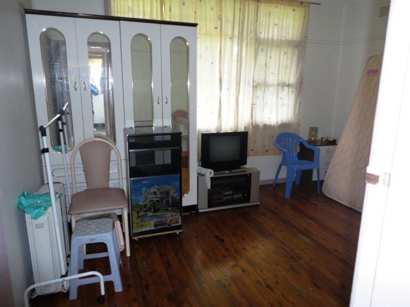 11 Stella Street, Fairfield Heights NSW 2165