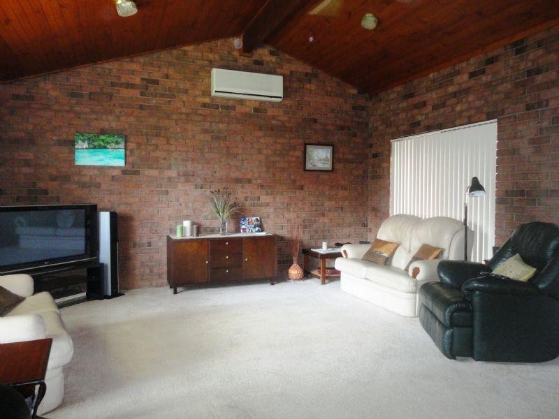 5 Pokolbin Place, Edensor Park NSW 2176