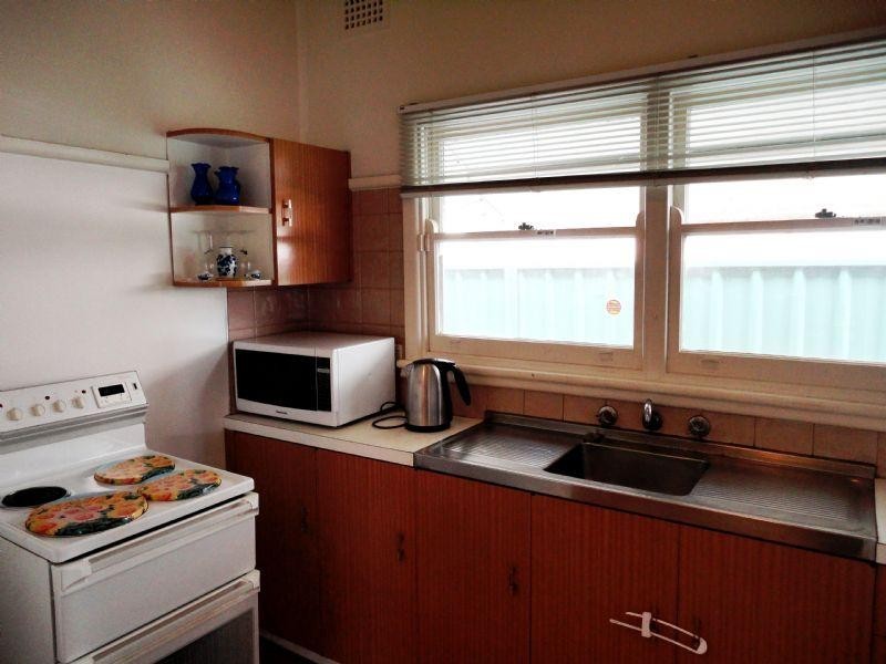 8 Linda Street, Fairfield Heights NSW 2165