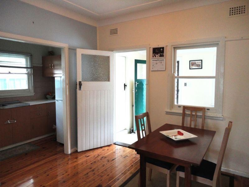 8 Linda Street, Fairfield Heights NSW 2165