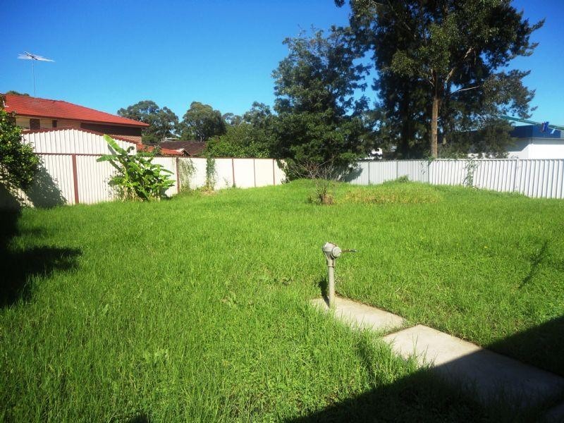 8A Tarlington Parade, Bonnyrigg NSW 2177