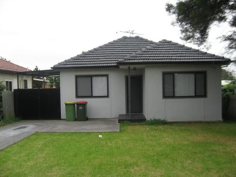 Fairfield East NSW 2165