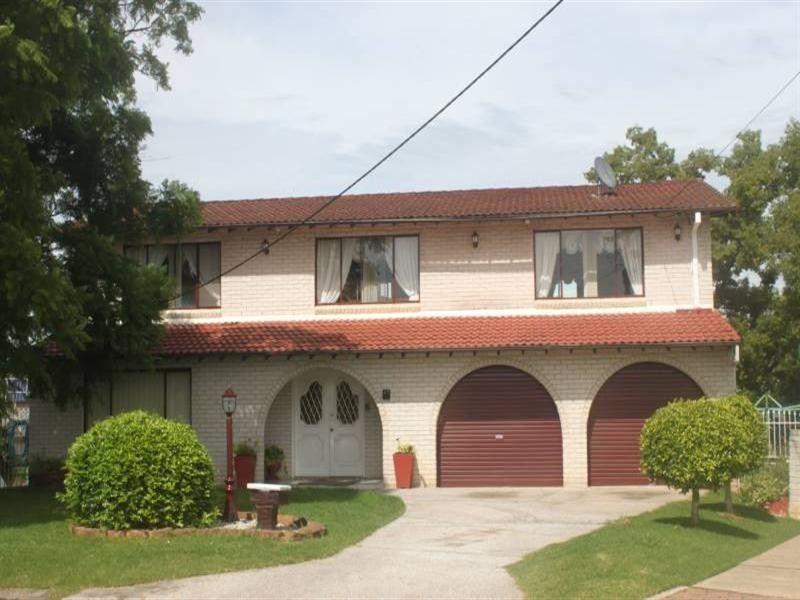 Fairfield West NSW 2165