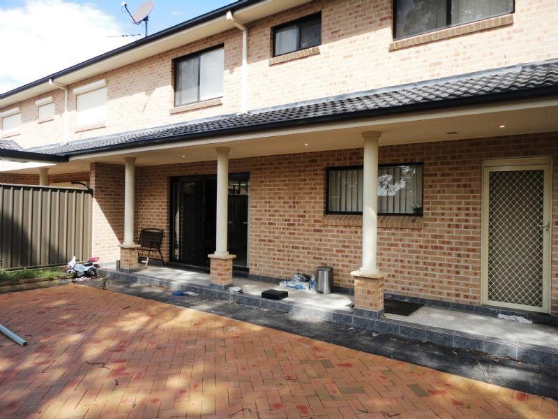 122B Camden Street, Fairfield Heights NSW 2165