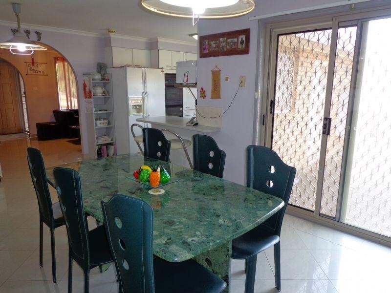 232 Edensor Road, Edensor Park NSW 2176