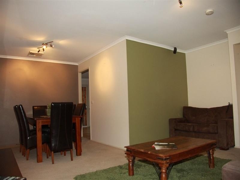 Abbotsbury NSW 2176