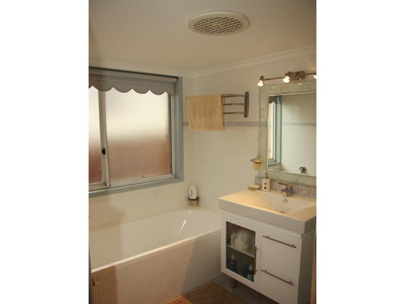Abbotsbury NSW 2176