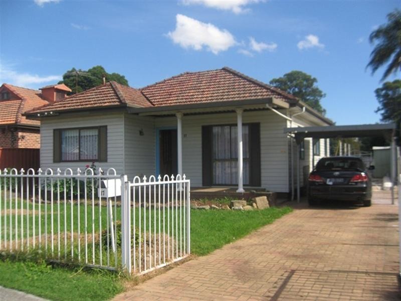 Fairfield NSW 2165 Ray White Fairfield Leased