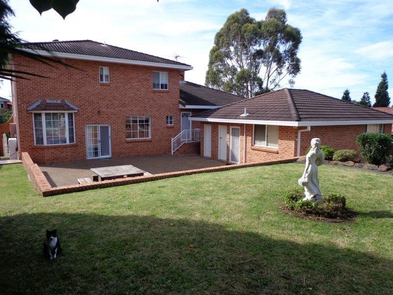 5 Falmer Street, Abbotsbury NSW 2176