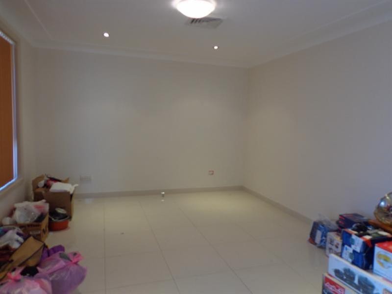 4 Goonaroi Street, Villawood NSW 2163