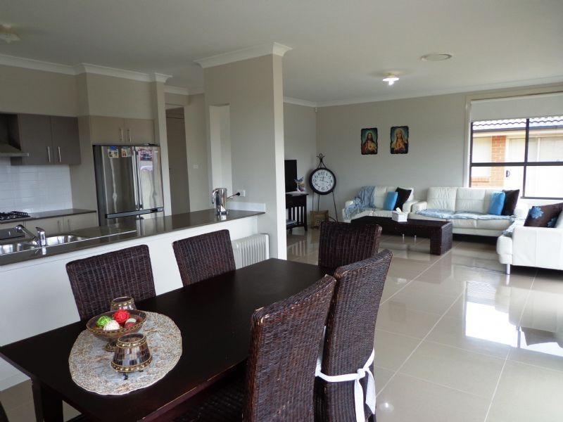 23 Jessie Street, Middleton Grange NSW 2171