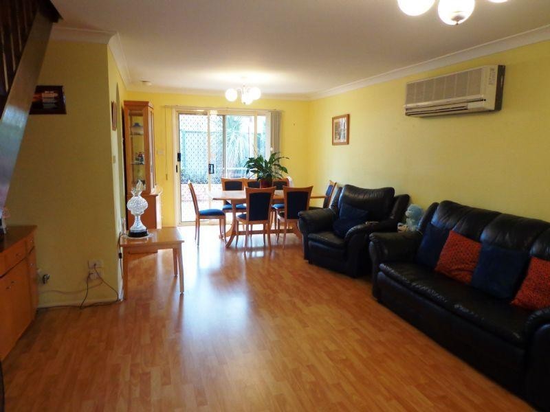 10/35 Marlborough Street, Smithfield NSW 2164