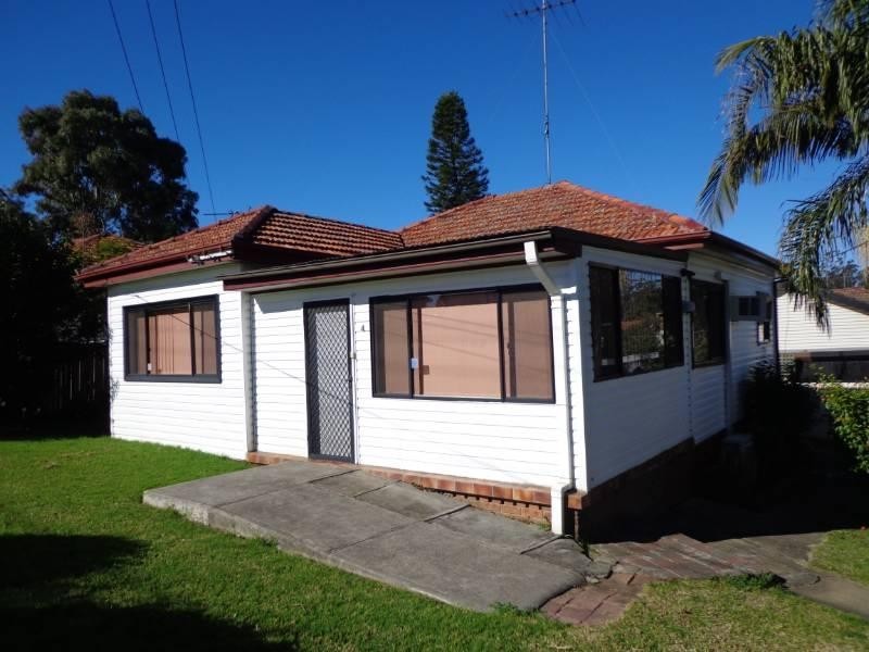 4 Tuncoee Road, Villawood NSW 2163