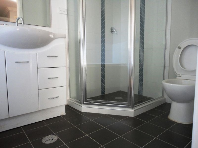 1 Parker Street, Fairfield West NSW 2165