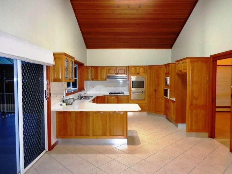 7 Evesham Place, Chipping Norton NSW 2170