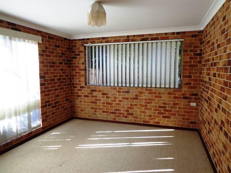 7 Evesham Place, Chipping Norton NSW 2170