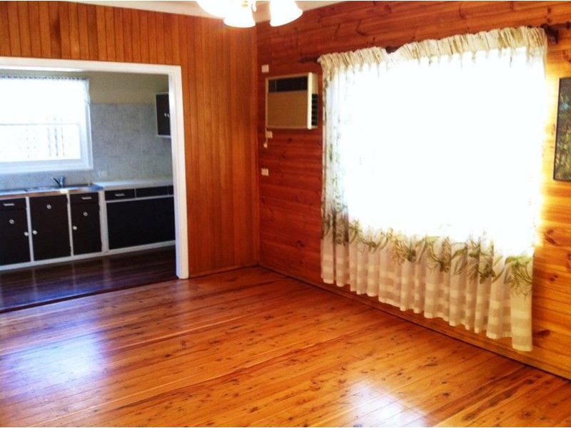 Fairfield West NSW 2165