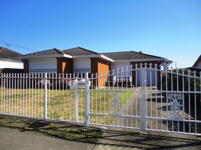 19 Peel Street, Canley Heights NSW 2166