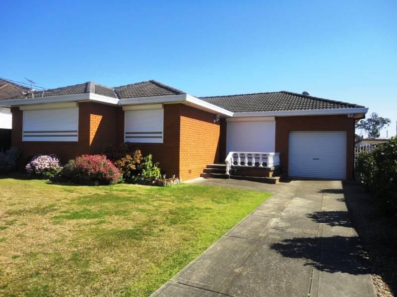 19 Peel Street, Canley Heights NSW 2166