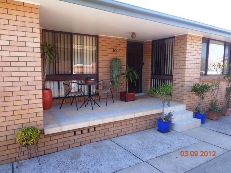 182 Sweethaven Road, Bossley Park NSW 2176