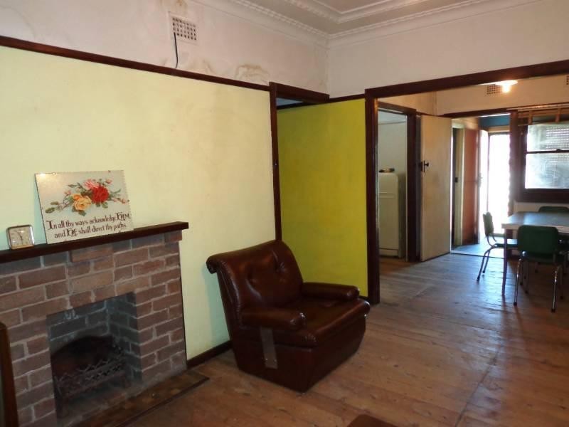 4 Evans Street, Fairfield Heights NSW 2165