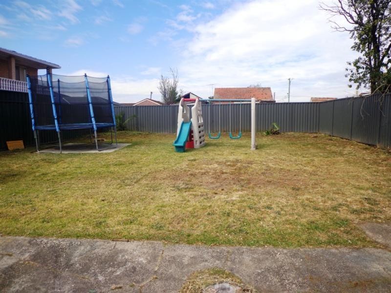 229 Brenan Street, Smithfield NSW 2164