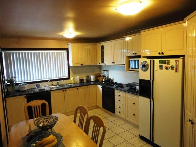 11 Neil Place, Canley Heights NSW 2166