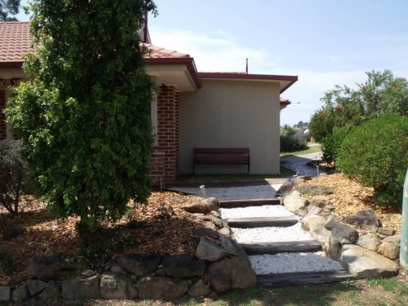 71 Mannow Avenue, West Hoxton NSW 2171