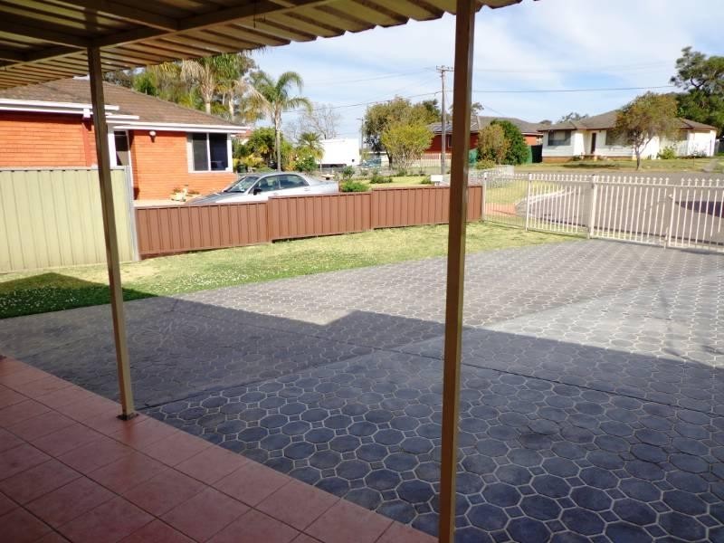 17 Bramley Street, Fairfield West NSW 2165