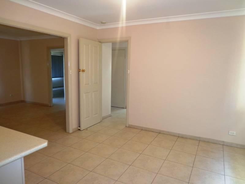 17 Bramley Street, Fairfield West NSW 2165