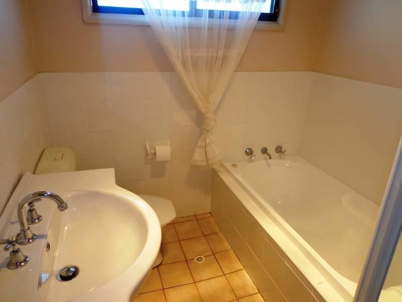 17 Bramley Street, Fairfield West NSW 2165