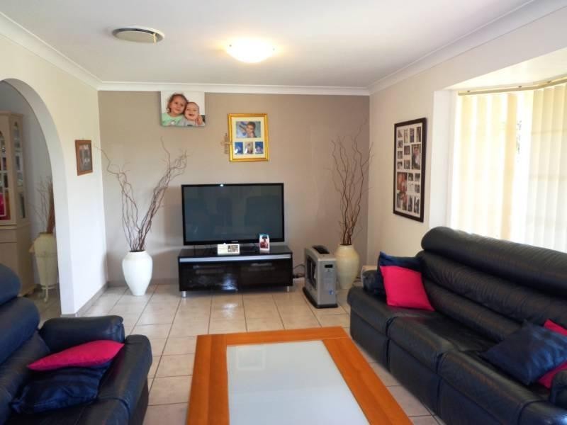 36 Coonawarra Street, Edensor Park NSW 2176