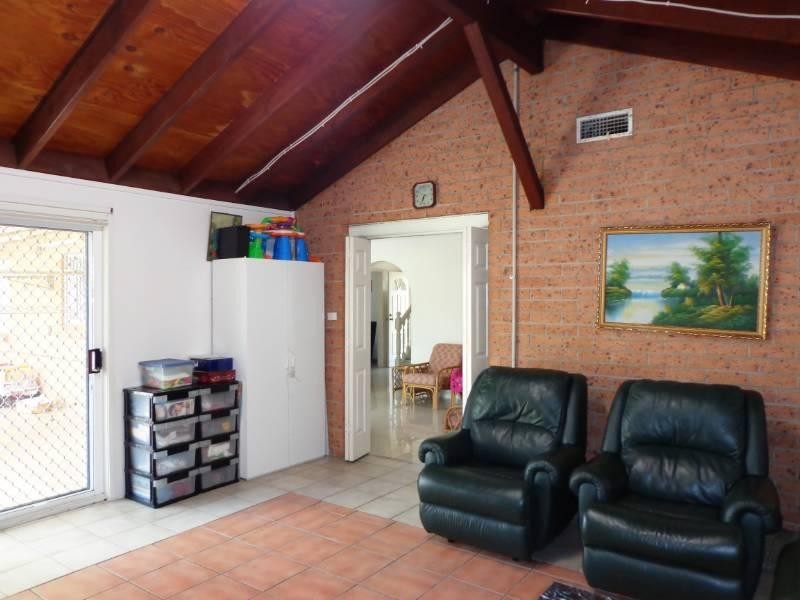 36 Coonawarra Street, Edensor Park NSW 2176