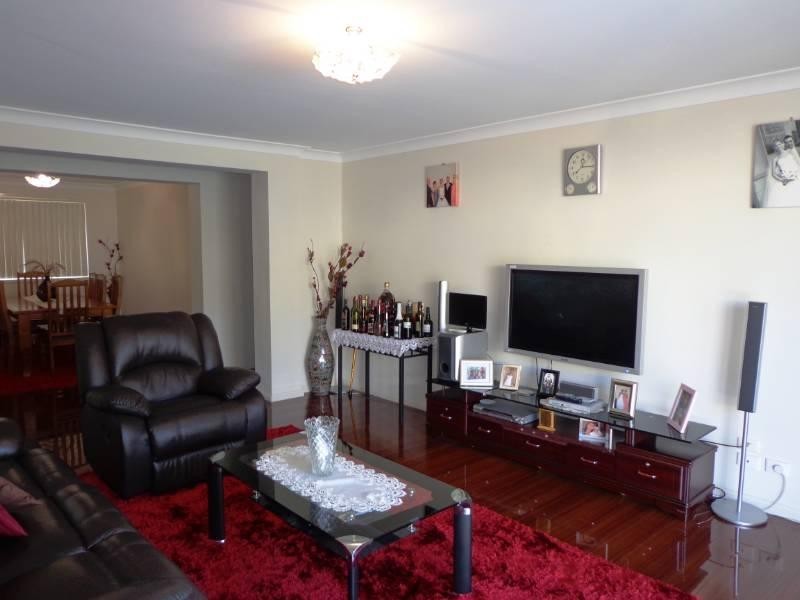 9 Townview Road, Mount Pritchard NSW 2170