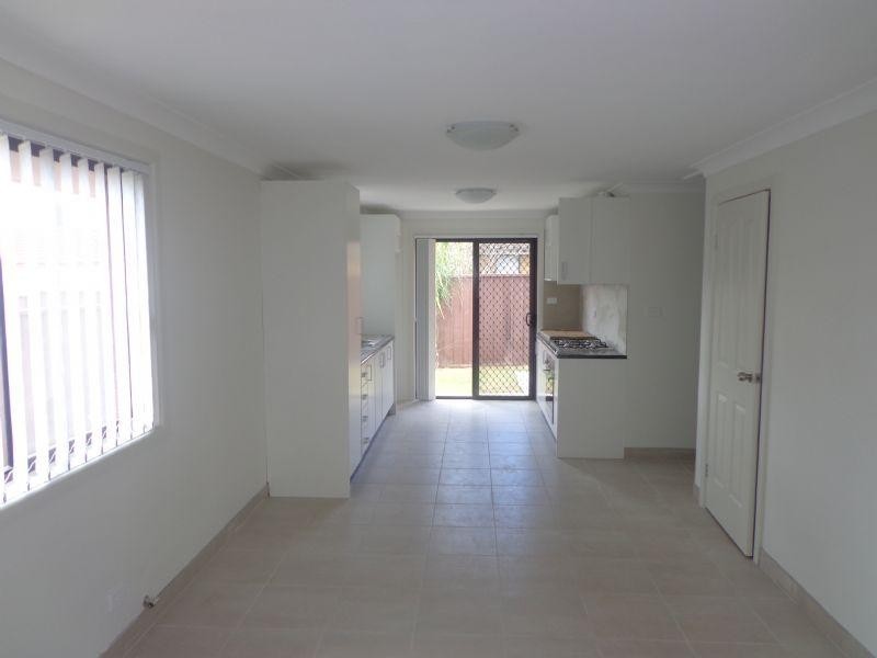 4 Wallaby Close, Bossley Park NSW 2176