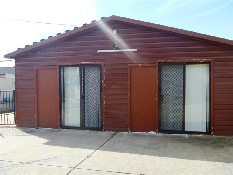 Bossley Park NSW 2176