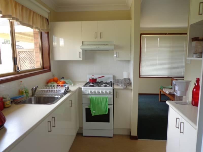 8 Rabaul Close, Bossley Park NSW 2176