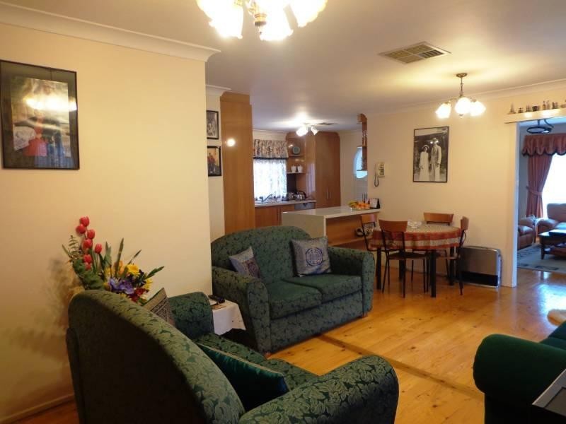 18 Bancroft Road, Abbotsbury NSW 2176