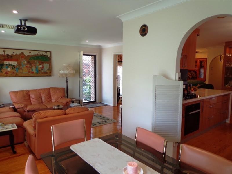 18 Bancroft Road, Abbotsbury NSW 2176