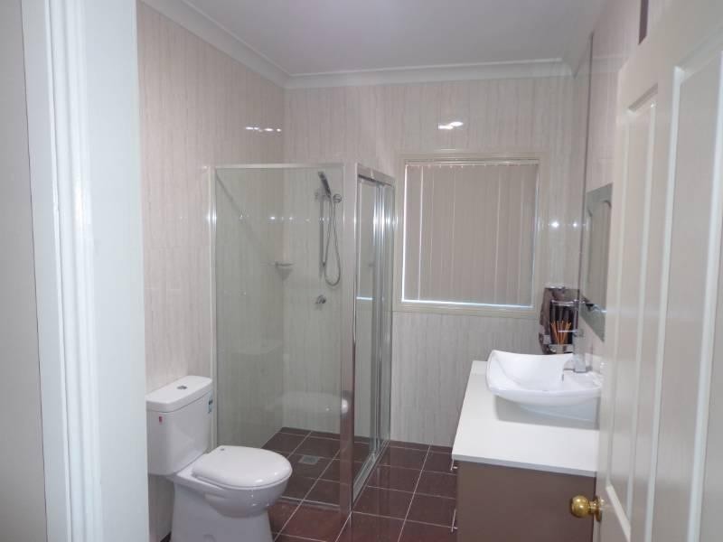 74 Prairievale Road, Bossley Park NSW 2176