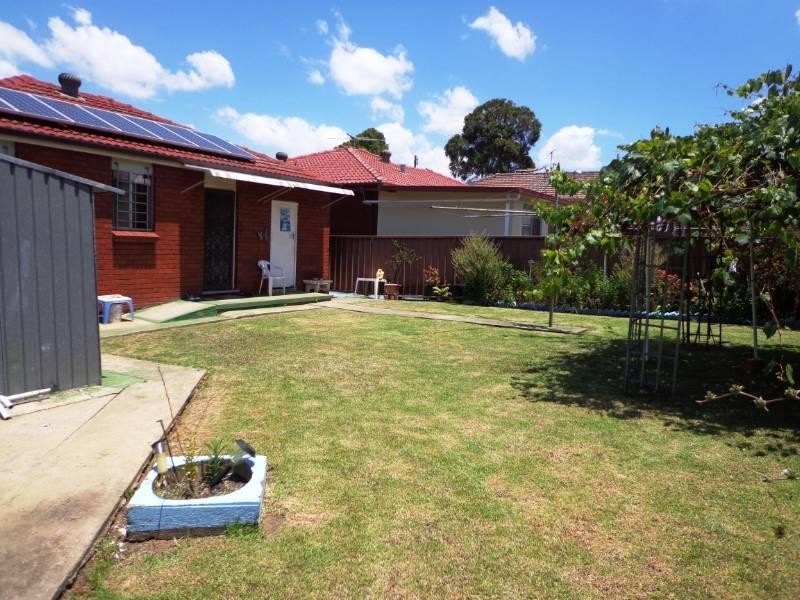 1 Evans Street, Fairfield Heights NSW 2165