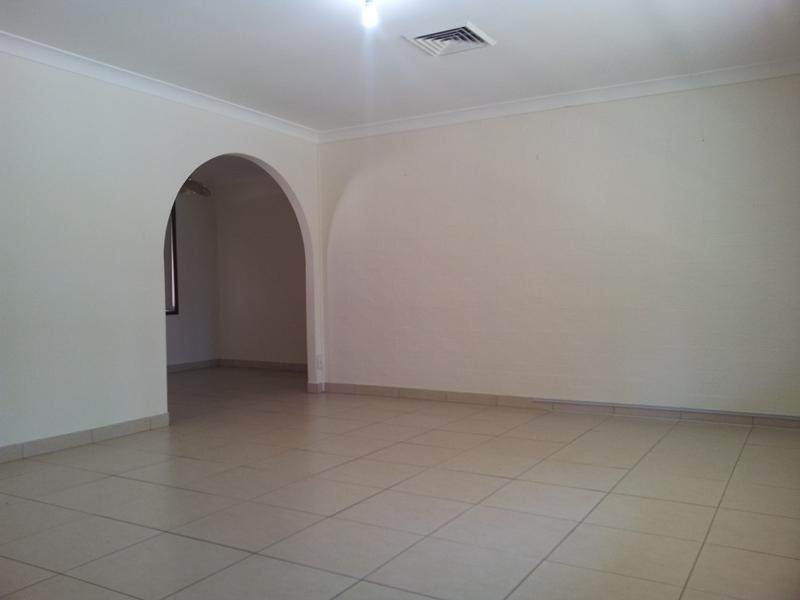 Greenfield Park NSW 2176