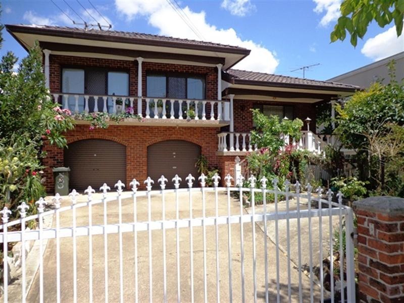 3 Peel Street, Canley Heights NSW 2166